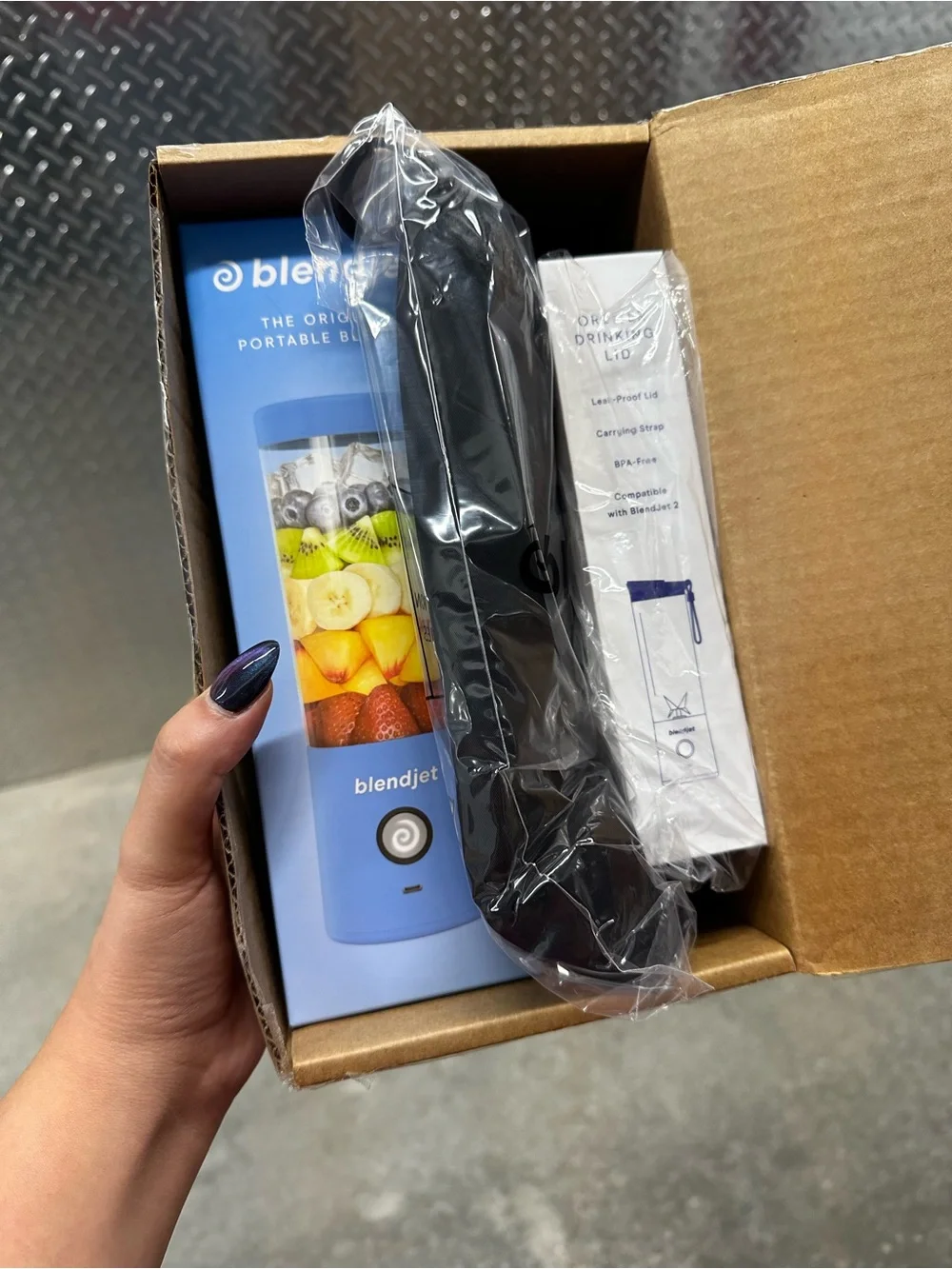 BlendJet Portable Blender in Blue - Comes with Carrying Case & Lid